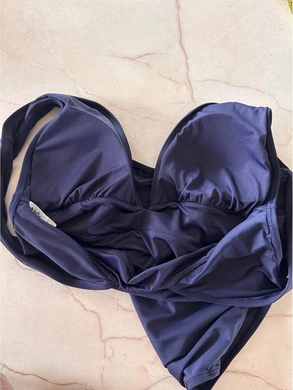 Andie Mykonos Deep Plunge Neck One Piece Swimsuit in Navy Women’s sz Large Tall